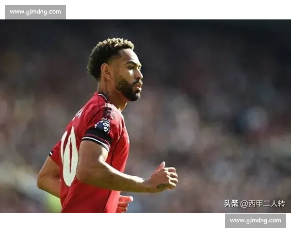 哈格里夫斯盛赞库尼亚:这股拼劲正是曼联所需 哈格里夫斯盛赞库尼亚:这股拼劲正是曼联所需