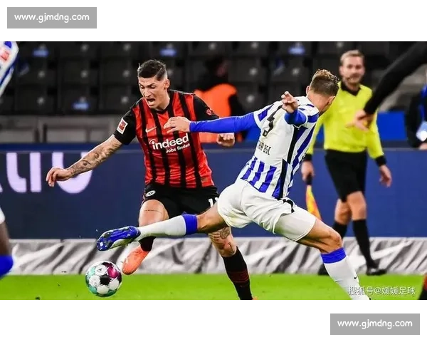 沙尔克迎战莱比锡德甲焦点对决攻防博弈引爆全场胜负悬念之夜火热